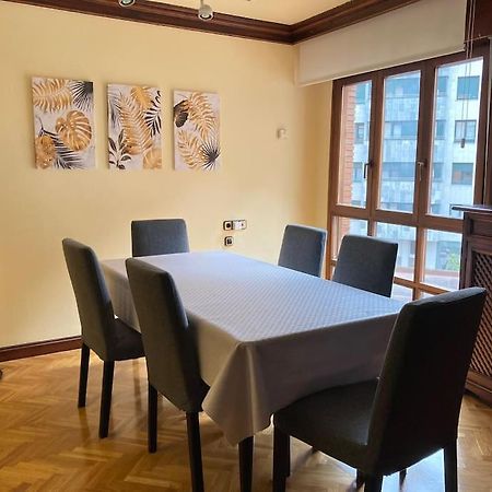 Centrico Apartamento De 2 Habitaciones By Bebalmy Oviedo Esterno foto